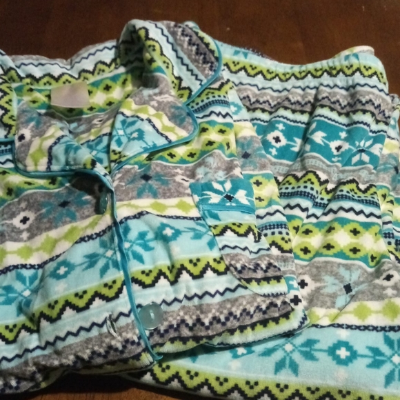 Secret Treasures L/S Velour Pajama Set Size S 4-6